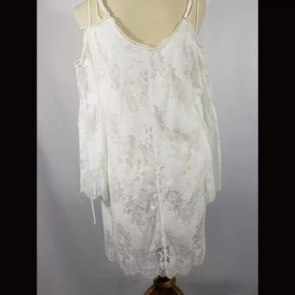 Boutique White Strappy Cold  Shoulder Lace Boho Shift Dress - Picture 5 of 10